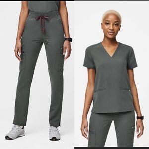 Bonsai Figs Scrub Set